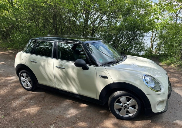 MINI ONE cena 45900 przebieg: 36000, rok produkcji 2015 z Wrocław małe 407